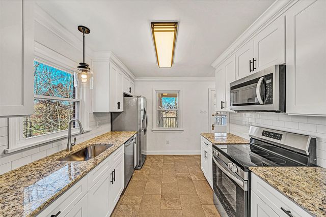 2715 Creston AVE, Roanoke, VA 24015