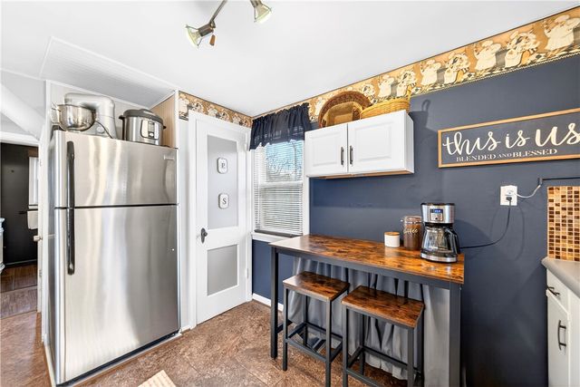 447 Meadowbrook Dr, N Versailles, PA 15137