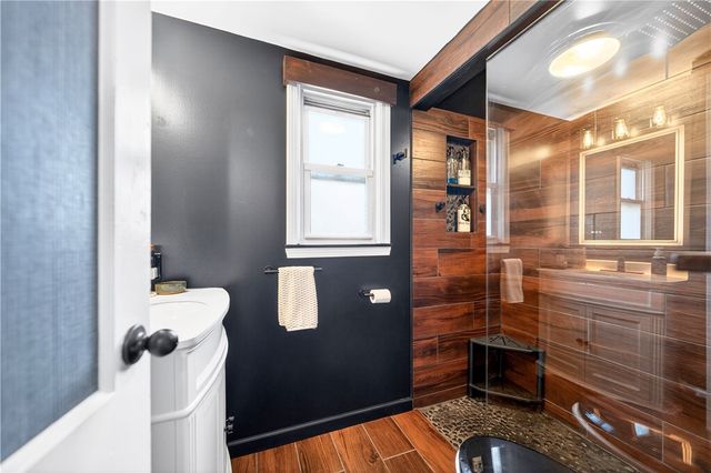 447 Meadowbrook Dr, N Versailles, PA 15137