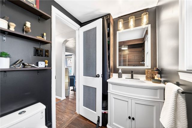 447 Meadowbrook Dr, N Versailles, PA 15137