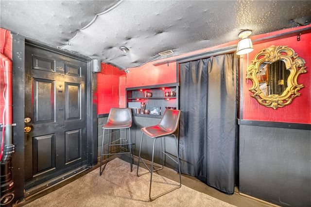 447 Meadowbrook Dr, N Versailles, PA 15137