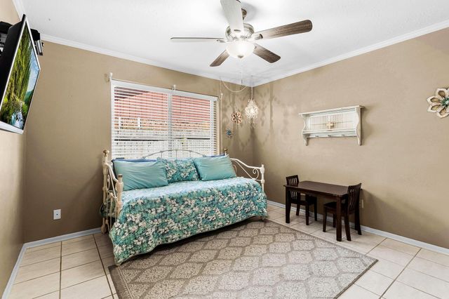 415 Northwood Drive, Conroe, TX 77303