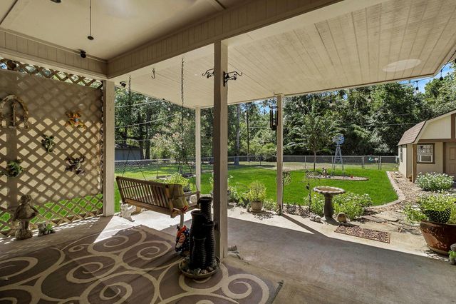 415 Northwood Drive, Conroe, TX 77303