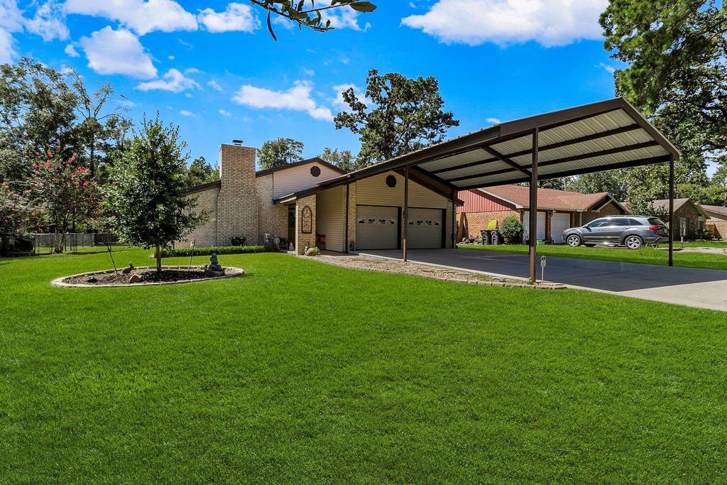 415 Northwood Drive, Conroe, TX 77303