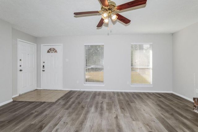 4510 Tylergate Drive, Spring, TX 77373