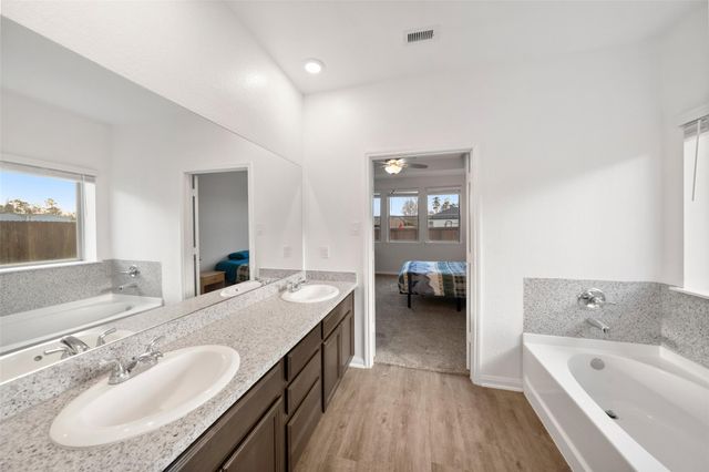 14156 Kamilia Road, Conroe, TX 77306