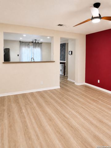 16122 Ambush Grv, San Antonio, TX 78247
