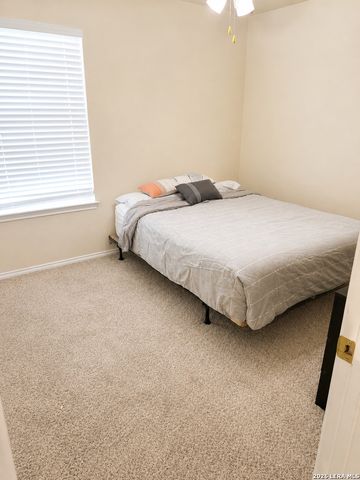 16122 Ambush Grv, San Antonio, TX 78247