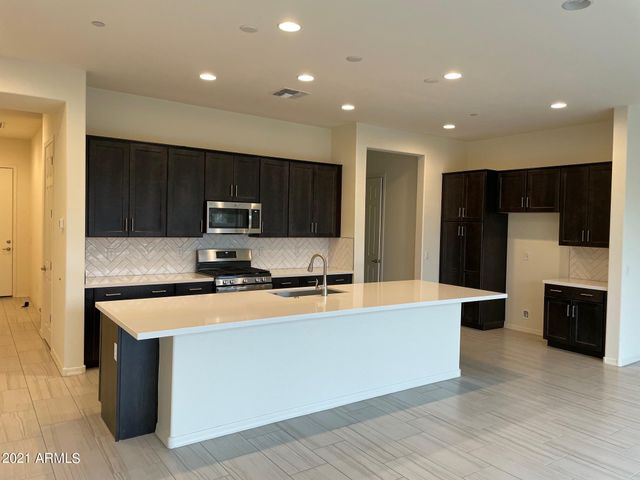 1964 W KINFIELD Trail, Phoenix, AZ 85085