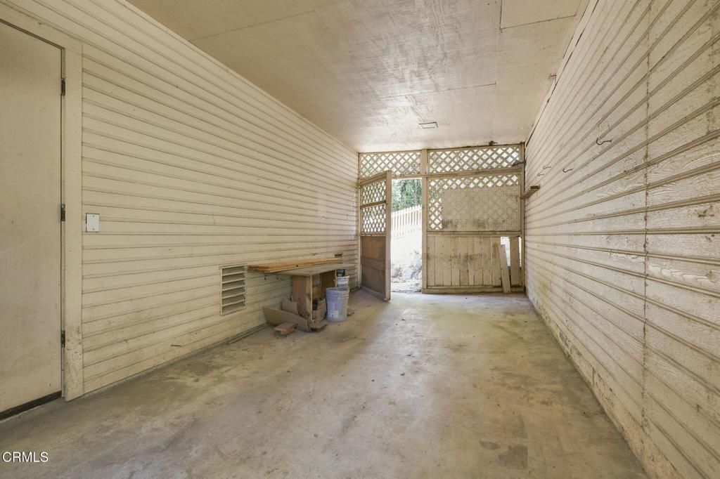 Image 20 of property listing at 87 Olive Street, Oak View, CA 93022