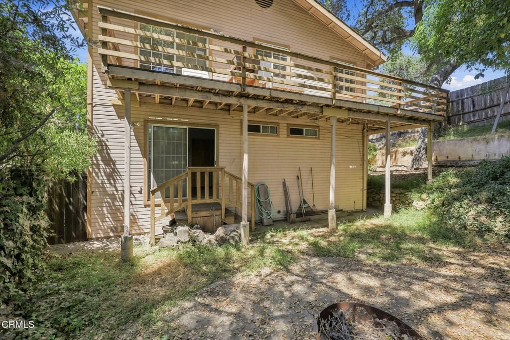 Image 22 of property listing at 87 Olive Street, Oak View, CA 93022