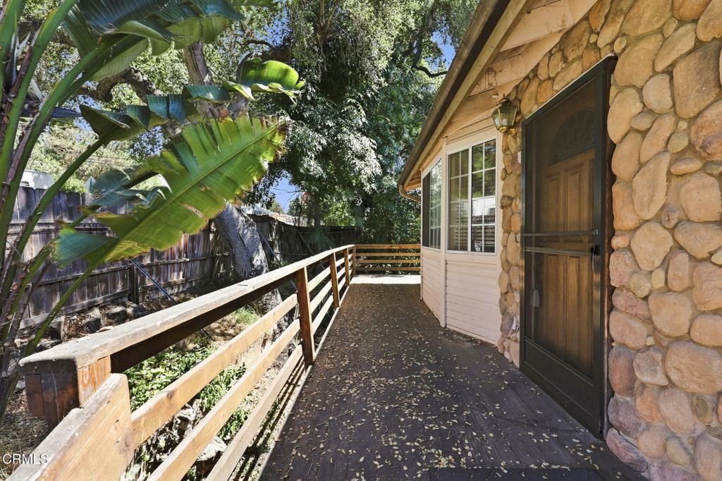 Image 3 of property listing at 87 Olive Street, Oak View, CA 93022