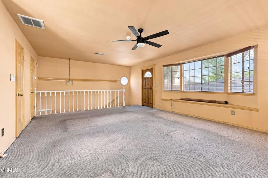 Image 6 of property listing at 87 Olive Street, Oak View, CA 93022