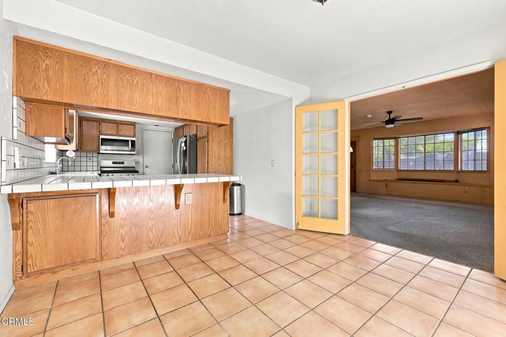 Image 8 of property listing at 87 Olive Street, Oak View, CA 93022