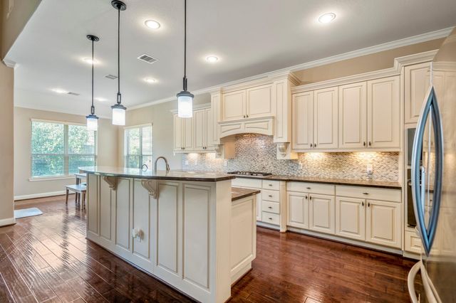 6815 Cottonwood Crest Lane, Katy, TX 77493