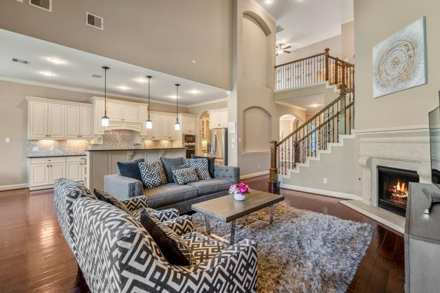 6815 Cottonwood Crest Lane, Katy, TX 77493