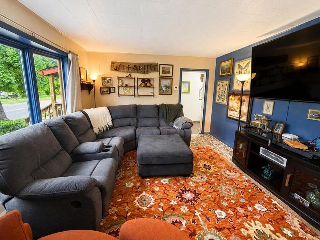 421 W Bridge Street, New Lisbon, WI 53950