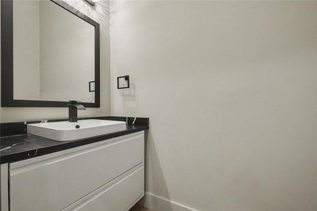 2402 Lynn Iris Drive, Decatur, GA 30032