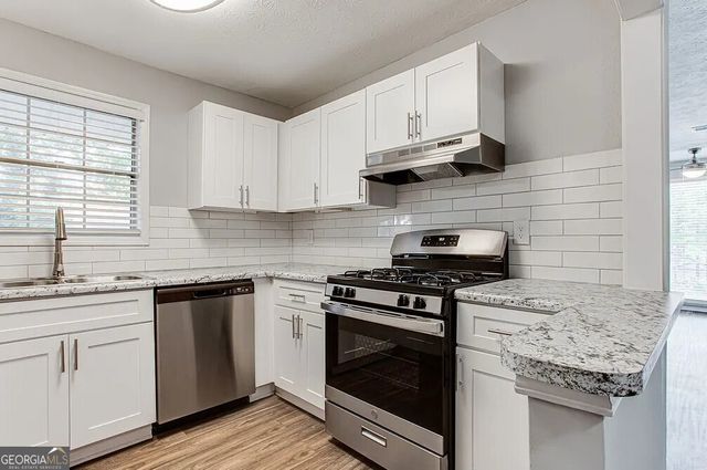 1173 N Hariston Road 2602, Stone Mountain, GA 30083