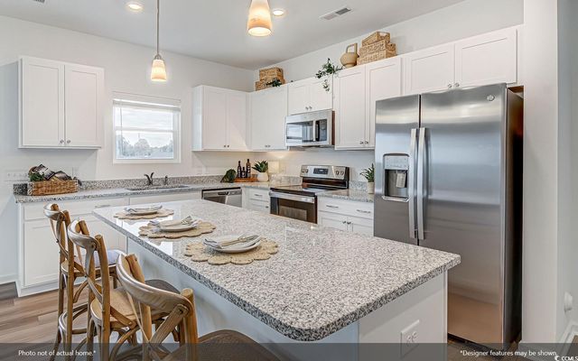 383 Garden Grove St, Conway, SC 29526