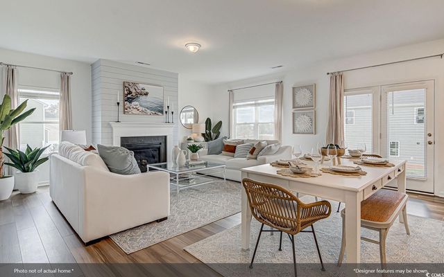 383 Garden Grove St, Conway, SC 29526