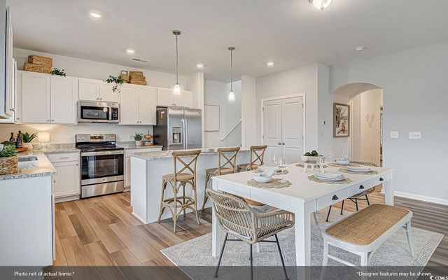 383 Garden Grove St, Conway, SC 29526