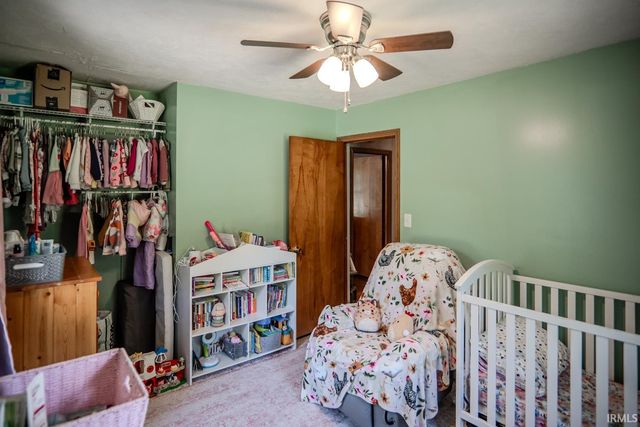 404 E Pickwick Drive, Syracuse, IN 46567
