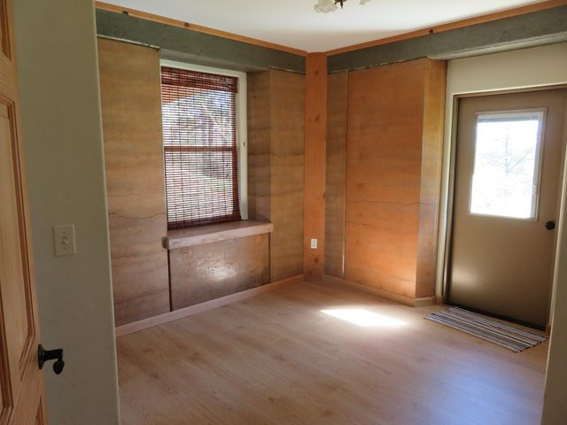 201 Sierra Madre Rd, Rail Road Flat, CA 95248