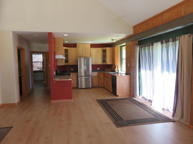 201 Sierra Madre Rd, Rail Road Flat, CA 95248