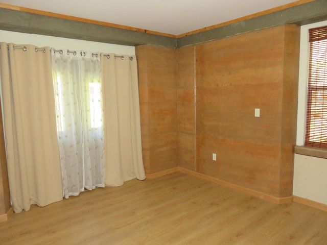 201 Sierra Madre Rd, Rail Road Flat, CA 95248