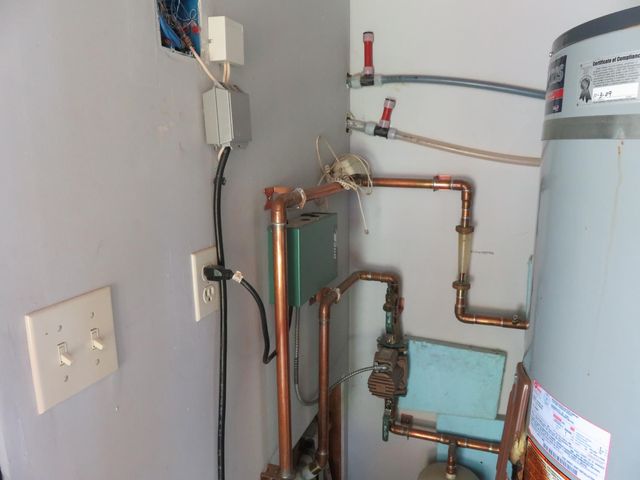 201 Sierra Madre Rd, Rail Road Flat, CA 95248