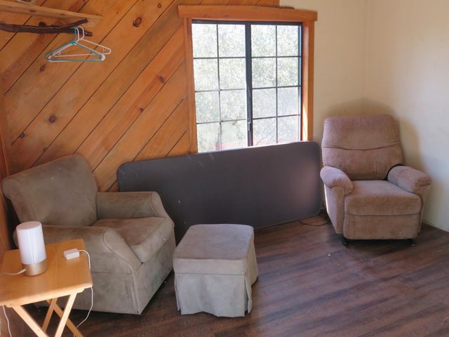 201 Sierra Madre Rd, Rail Road Flat, CA 95248