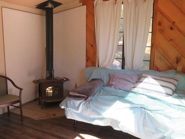 201 Sierra Madre Rd, Rail Road Flat, CA 95248