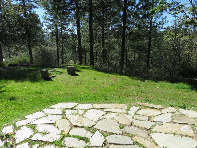 201 Sierra Madre Rd, Rail Road Flat, CA 95248