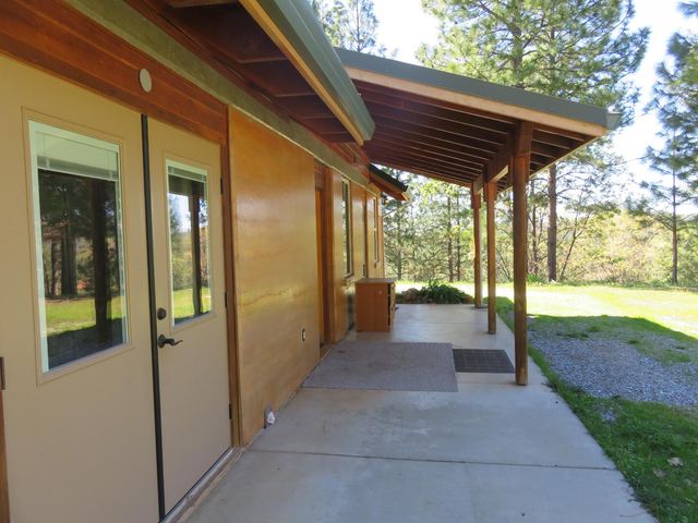 201 Sierra Madre Rd, Rail Road Flat, CA 95248