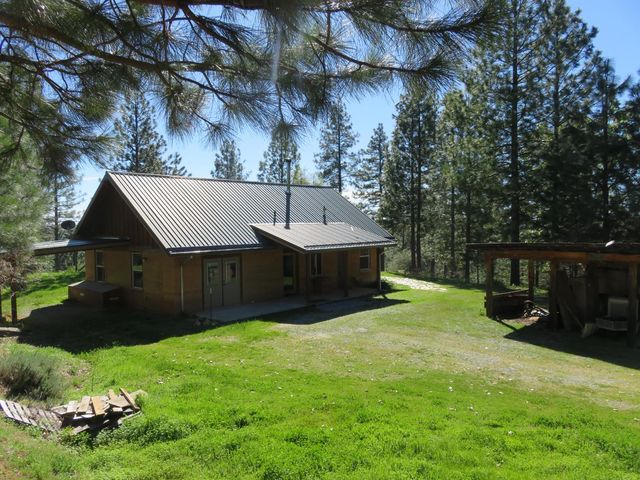 201 Sierra Madre Rd, Rail Road Flat, CA 95248