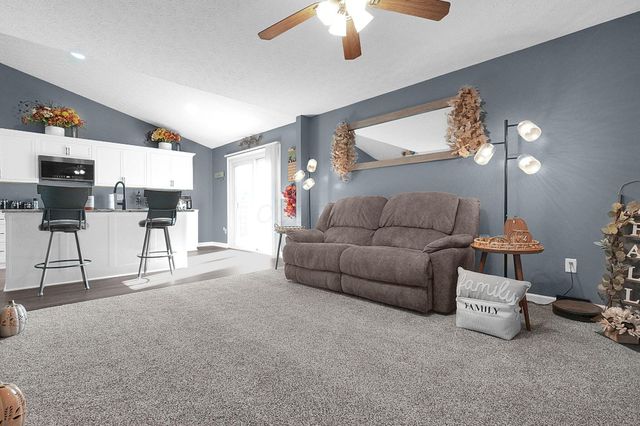 52 River Bend Drive, South Bloomfield, OH 43103