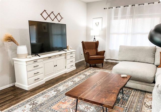 1140 S Ivory Bill Lane, Fayetteville, AR 72701