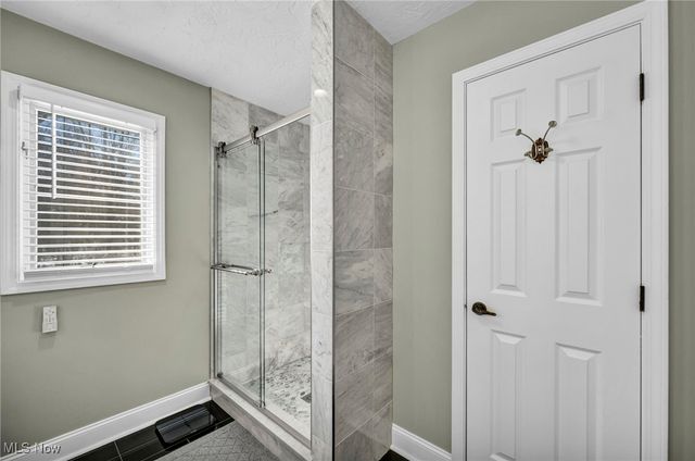 1054 Fireside Drive, Brunswick, OH 44212