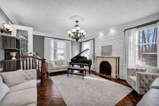 1054 Fireside Drive, Brunswick, OH 44212