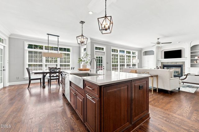 113 Hayworth Drive, Chapel Hill, NC 27517