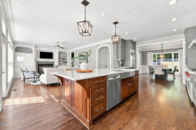 113 Hayworth Drive, Chapel Hill, NC 27517