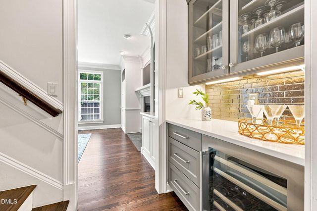 113 Hayworth Drive, Chapel Hill, NC 27517
