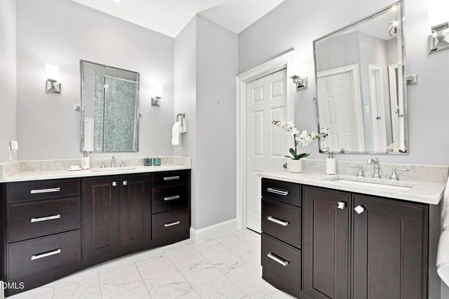 113 Hayworth Drive, Chapel Hill, NC 27517
