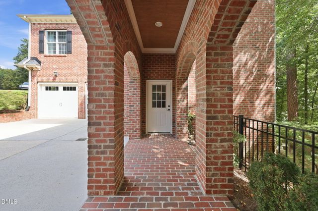 113 Hayworth Drive, Chapel Hill, NC 27517