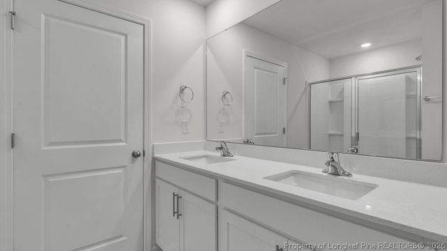 140 Rashford Way, Raeford, NC 28376