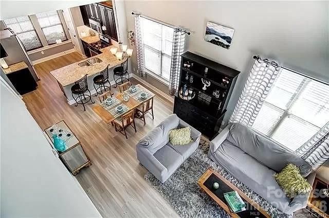 3841 Willow Green Place, Charlotte, NC 28206