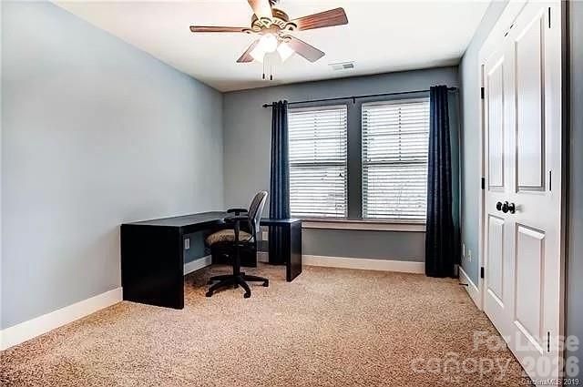 3841 Willow Green Place, Charlotte, NC 28206