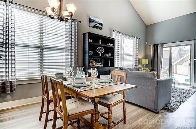 3841 Willow Green Place, Charlotte, NC 28206