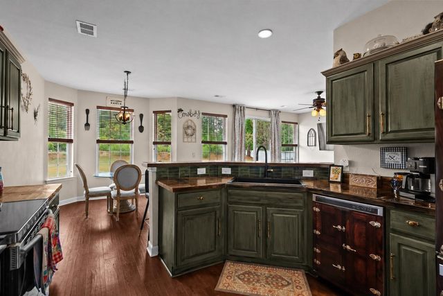 144 Zinnia Dr., Myrtle Beach, SC 29579